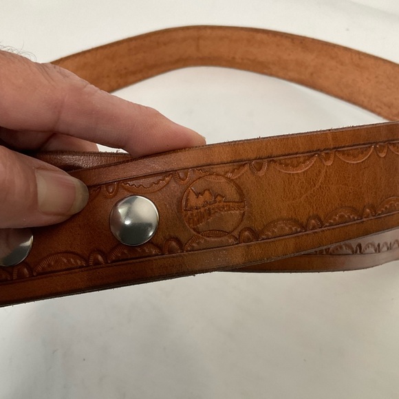 Leather Brown Belt w/Silver Plated Hardware w/Scalloped Design on Belt Size~ 48” - Picture 4 of 13